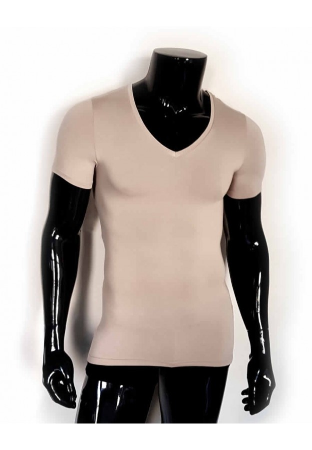 T shirt voor deals onder overhemd